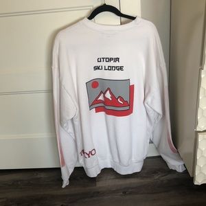 Shadow Hill sweatshirt